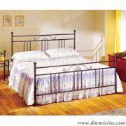 letto in ferro battuto esempio puramente indicativo del letto inserito in un qualsiasi letto in ferro battuto